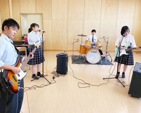 軽音楽部